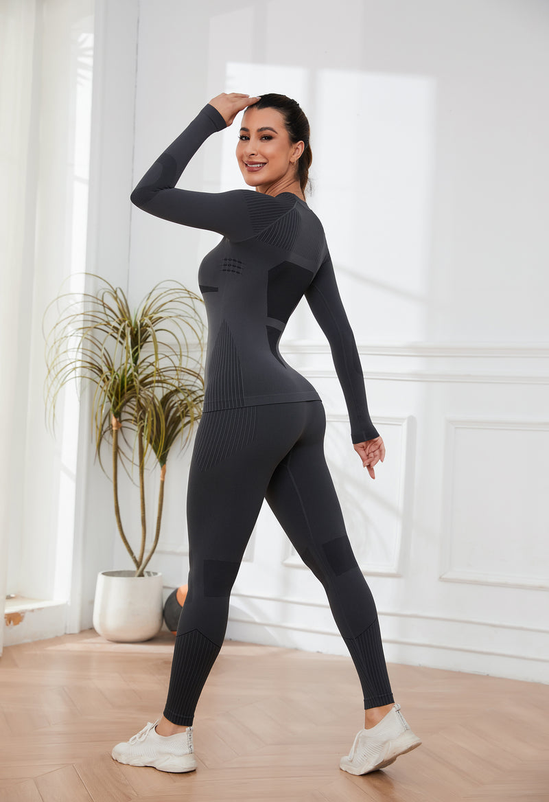 Women Seamless Thermal Underwear Set, Long Johns Warm Base Layer Top & Bottom, Functional Winter Warm Clothes for Ski, Snow Sports & Cold Weather