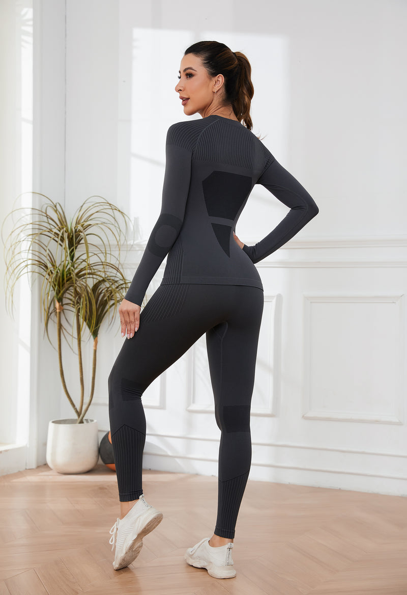 Women Seamless Thermal Underwear Set, Long Johns Warm Base Layer Top & Bottom, Functional Winter Warm Clothes for Ski, Snow Sports & Cold Weather