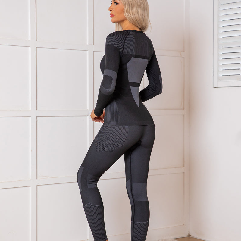 Women Seamless Thermal Underwear Set, Long Johns Warm Base Layer Top & Bottom, Functional Winter Warm Clothes for Ski, Snow Sports & Cold Weather